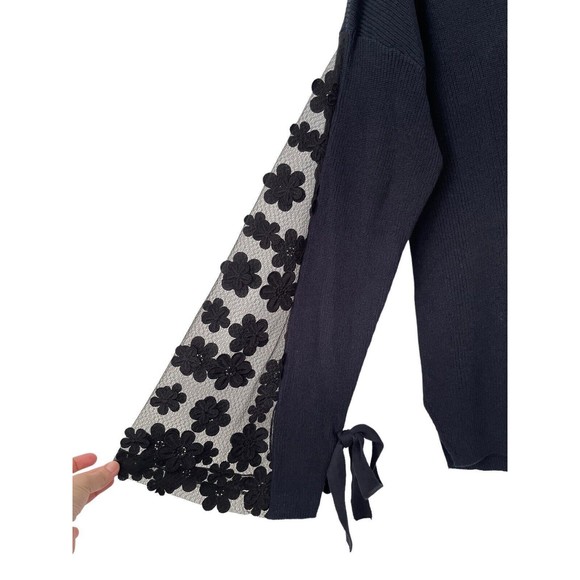 French Connection Caballo Lace Sweater NWT Blue-Black Size M V-Neck Long Sleeve - Picture 3 of 12